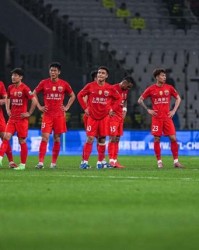 乐动体育登录入口-上港提前宣布退出争冠行列？5轮积分距离榜首差10分，又逢伤病潮|上海海港|加布里埃尔·巴尔博扎|主力|加布里埃尔-保利斯塔|上海申花足球俱乐部_新浪体育_新浪新闻